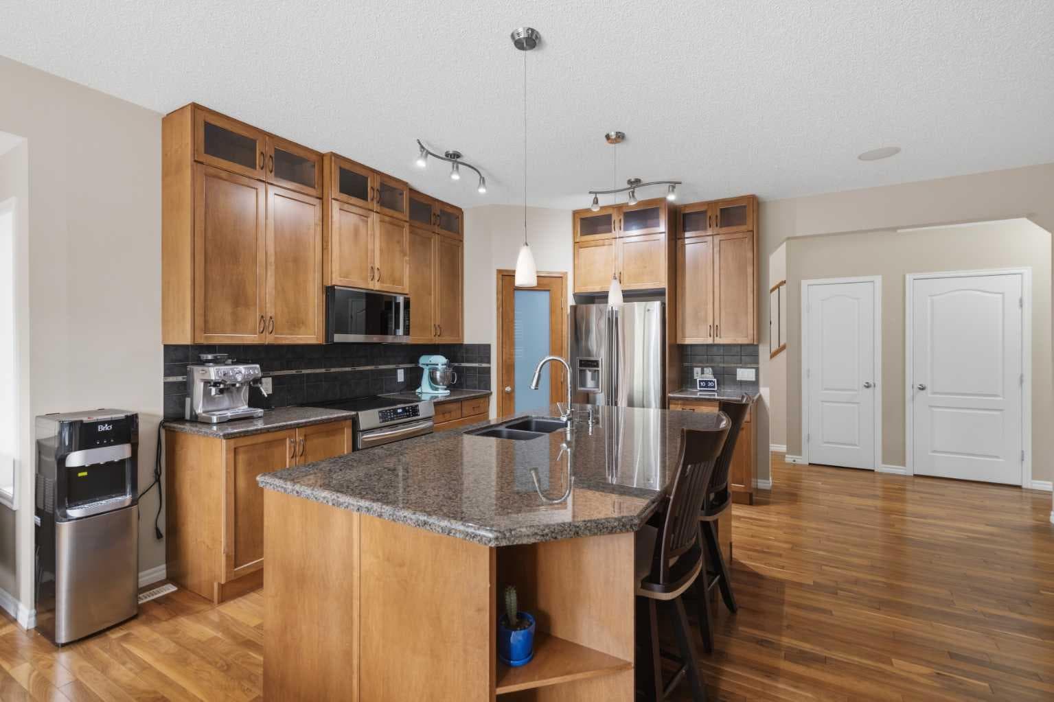 107 Brightonstone Common SE
