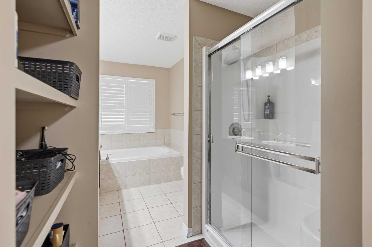 107 Brightonstone Common SE