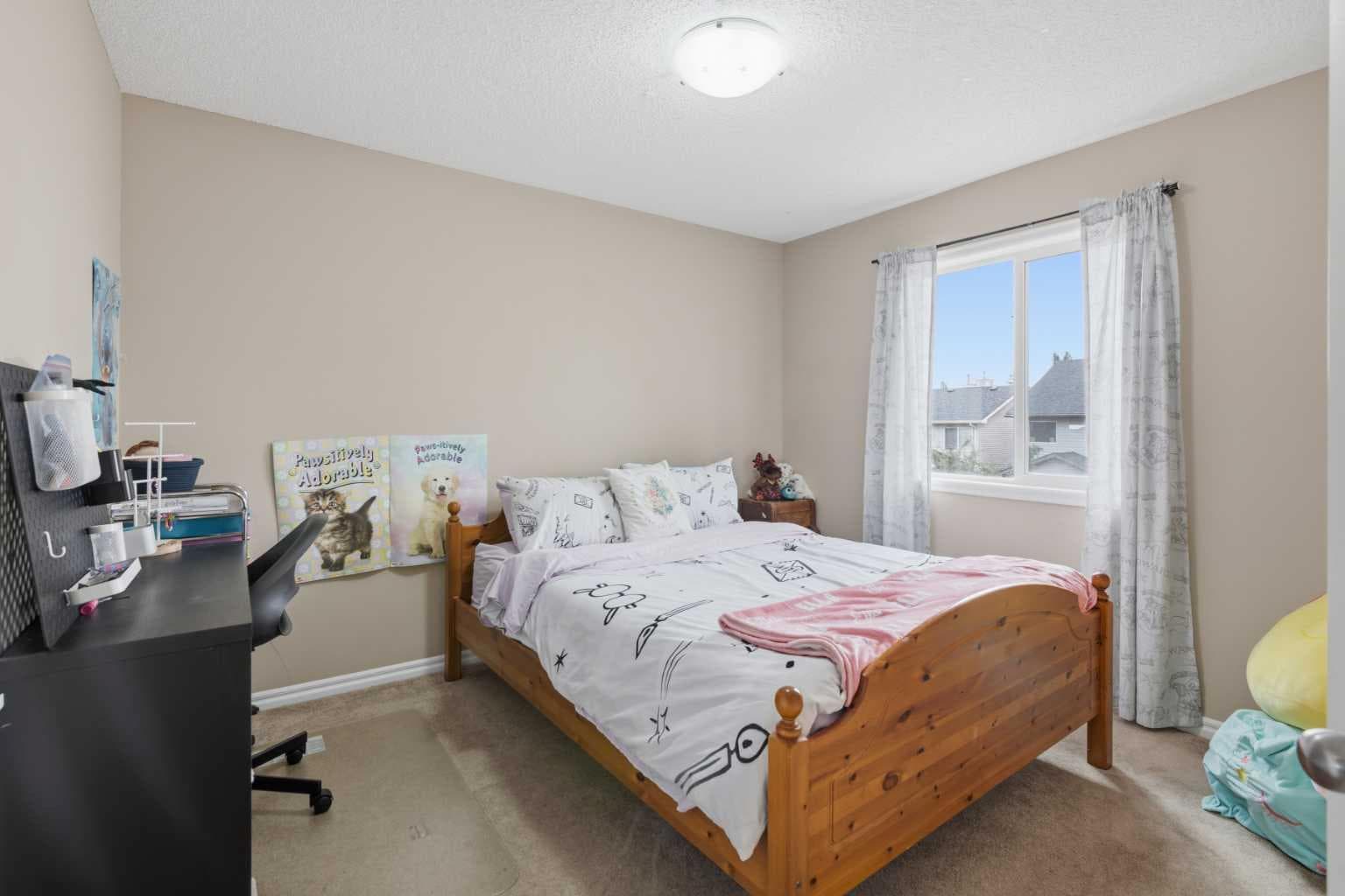 107 Brightonstone Common SE