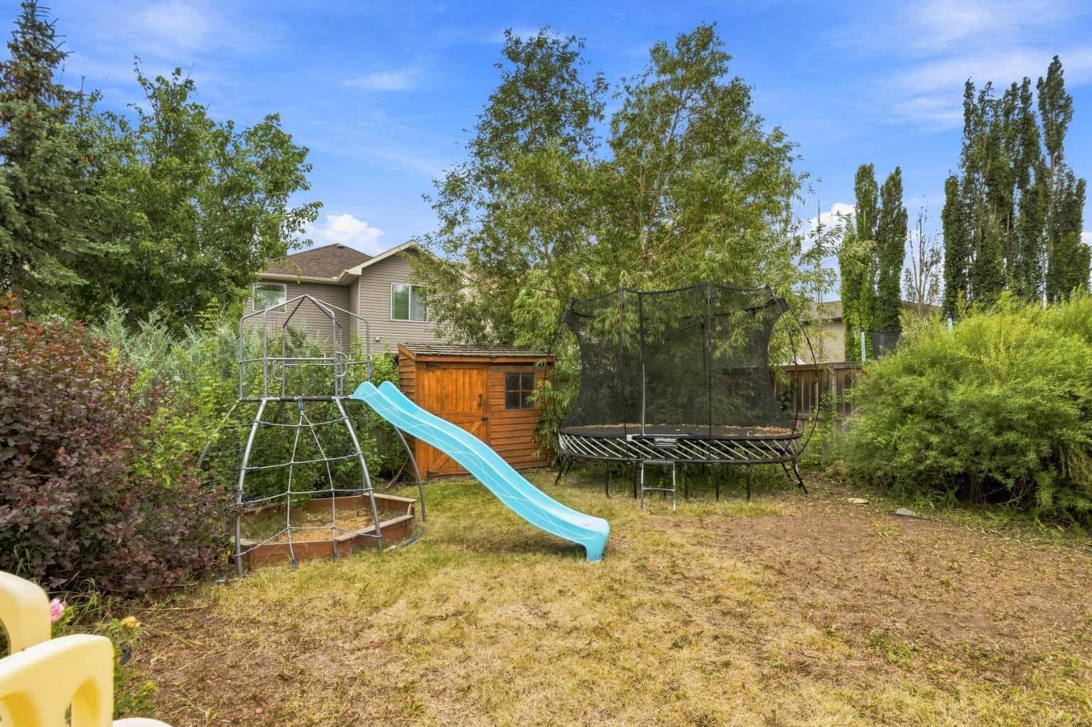 107 Brightonstone Common SE