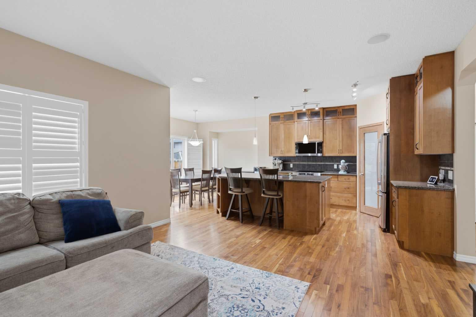 107 Brightonstone Common SE