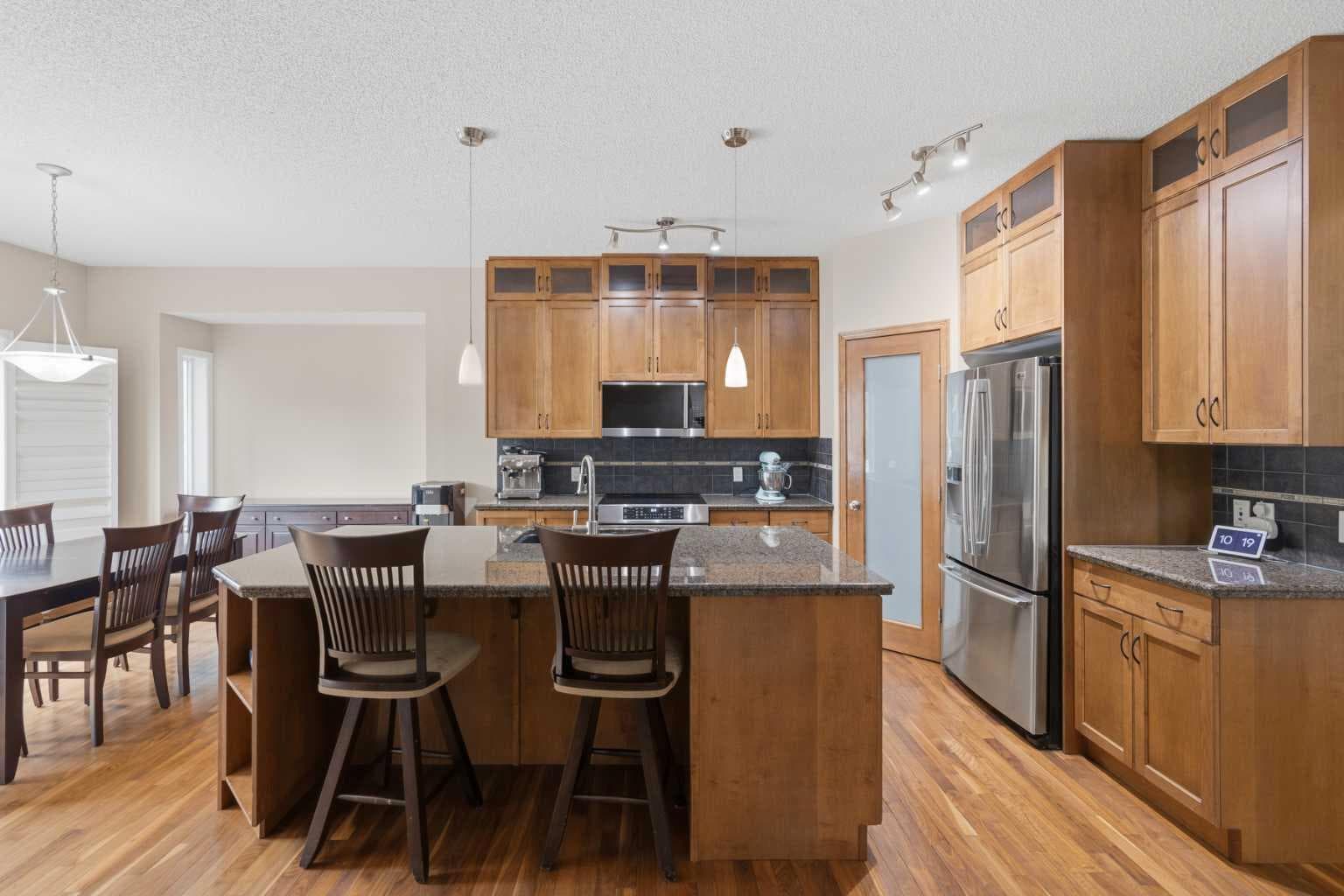 107 Brightonstone Common SE
