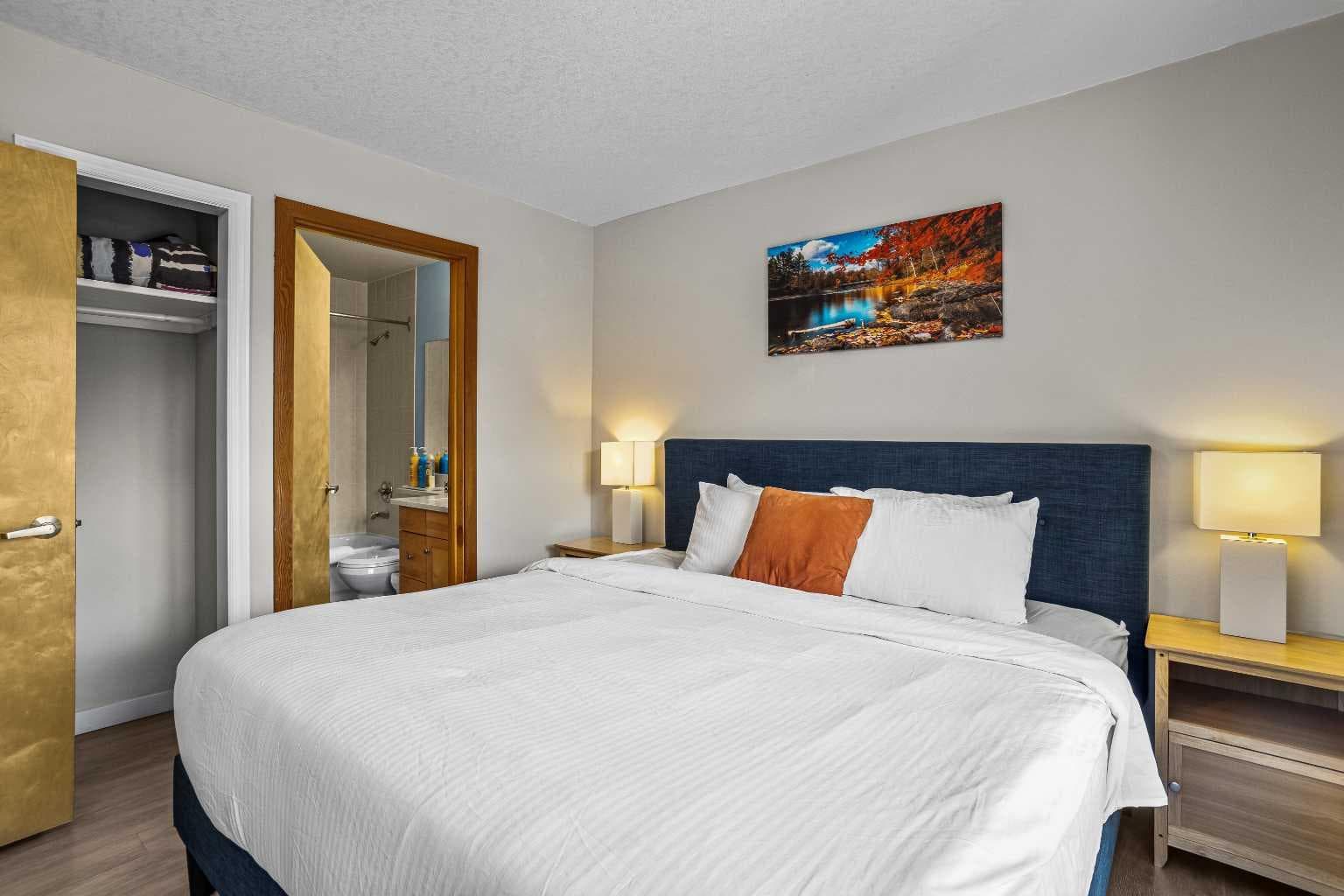 401, 160 Kananaskis Way 