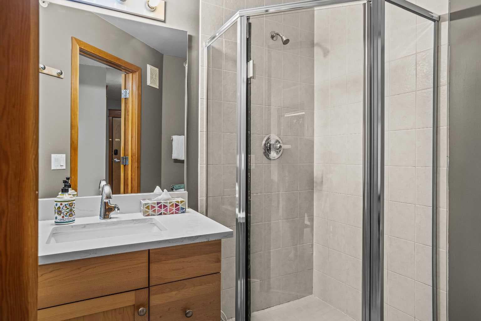401, 160 Kananaskis Way 