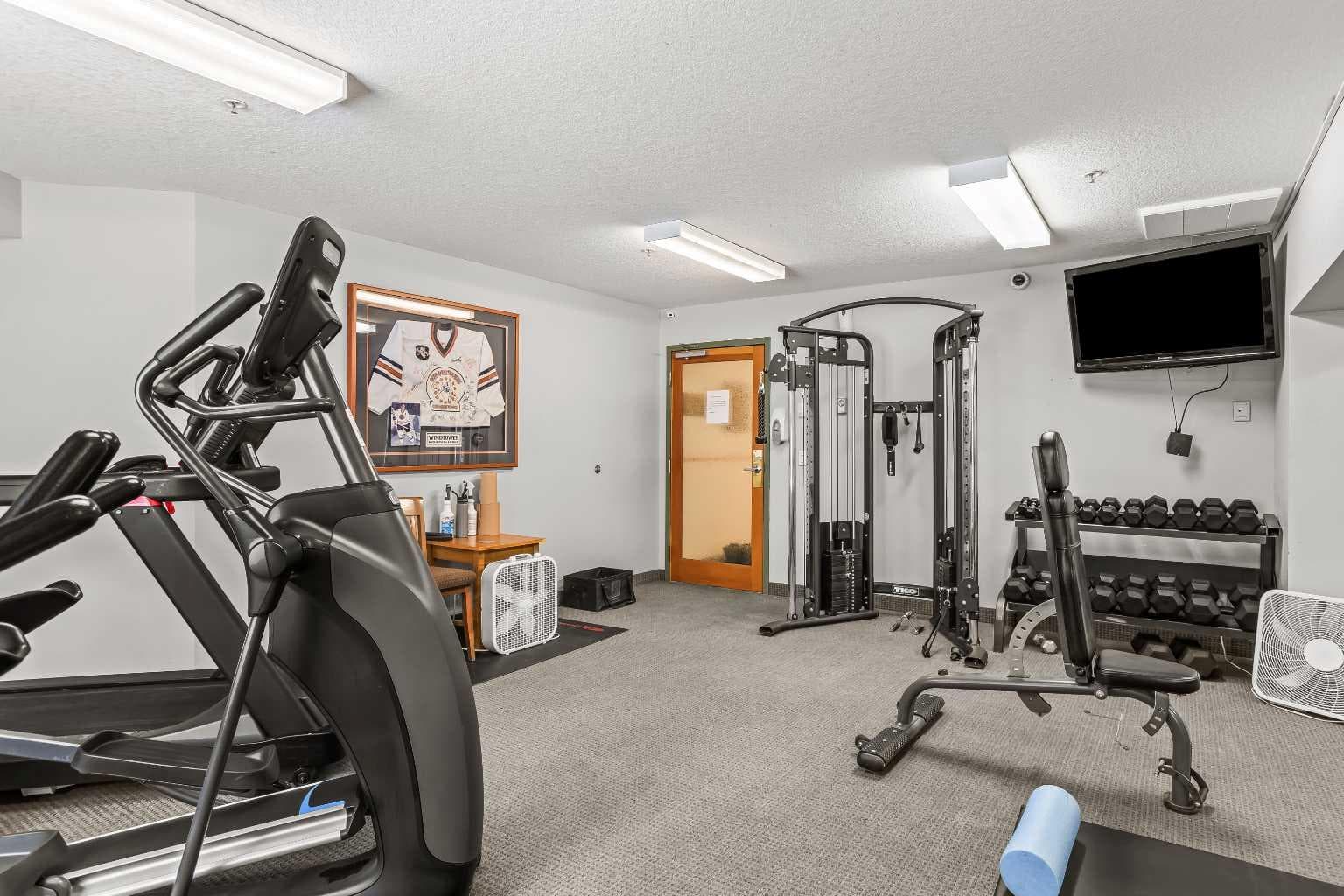 401, 160 Kananaskis Way 