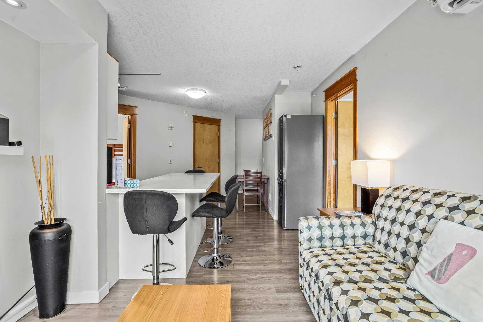 401, 160 Kananaskis Way 