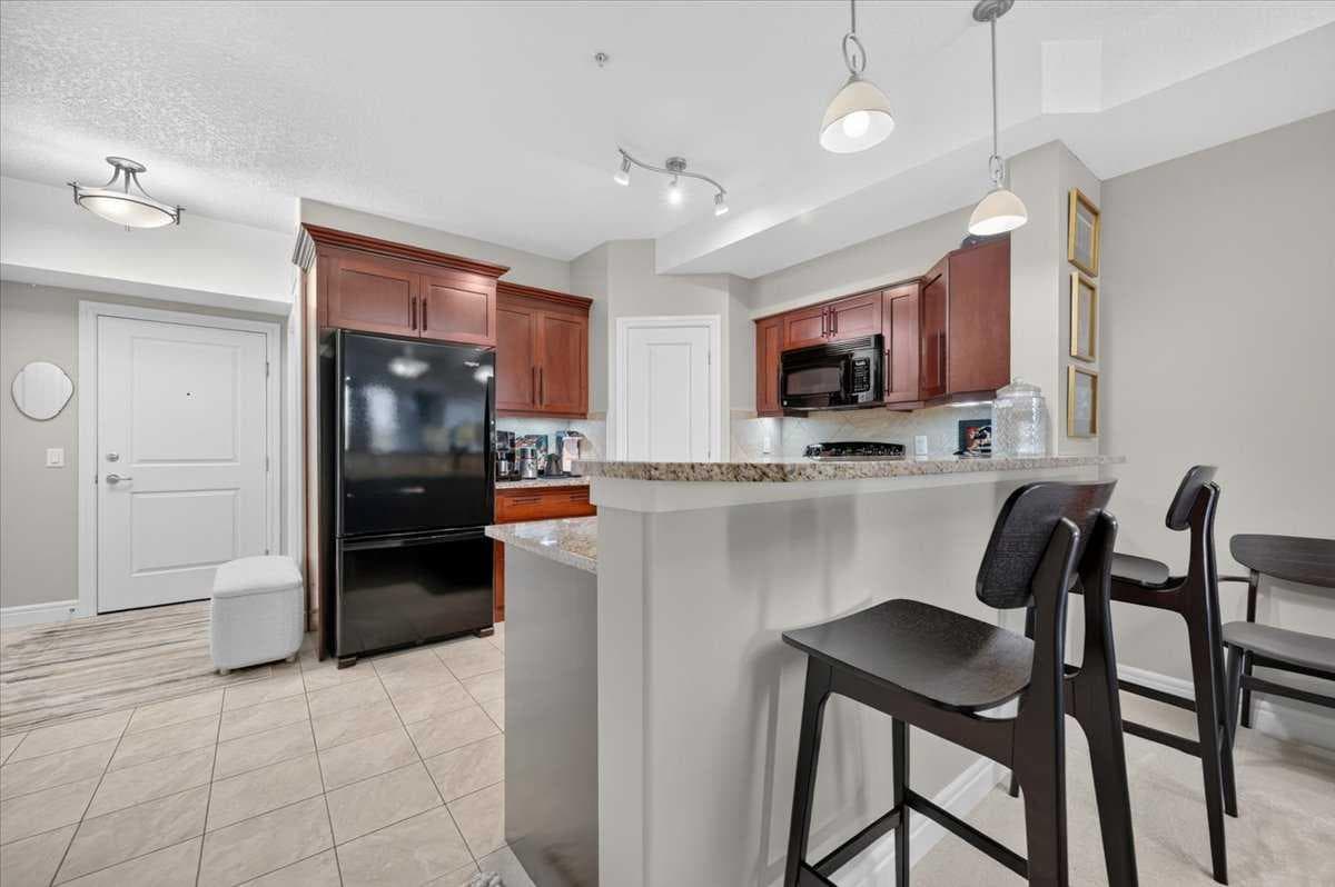 2215, 2330 Fish Creek Boulevard SW