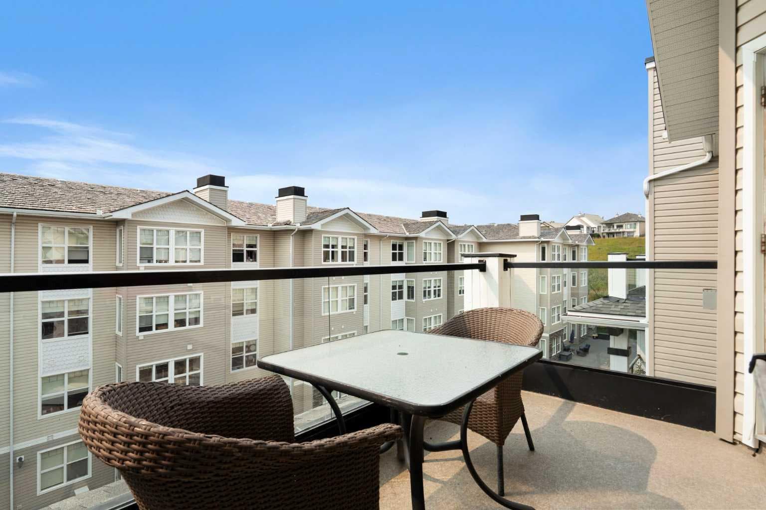 422, 369 Rocky Vista Park NW
