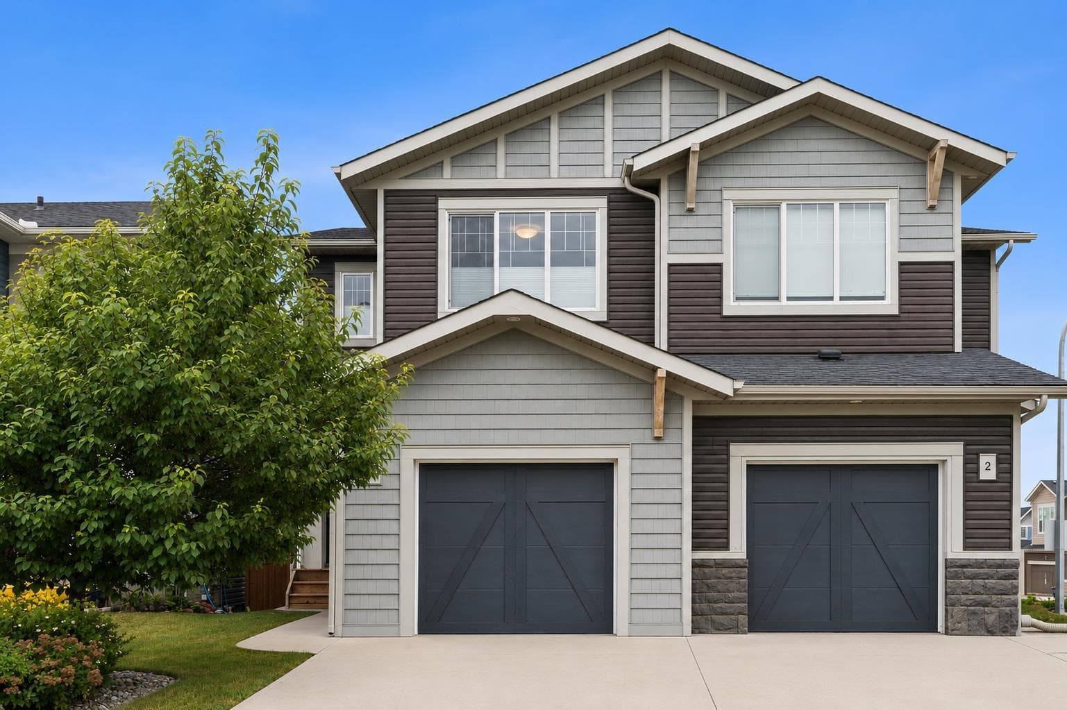 4 Emberside Place 