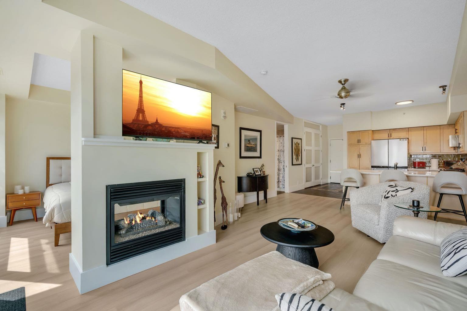 604, 205 Riverfront Avenue SW