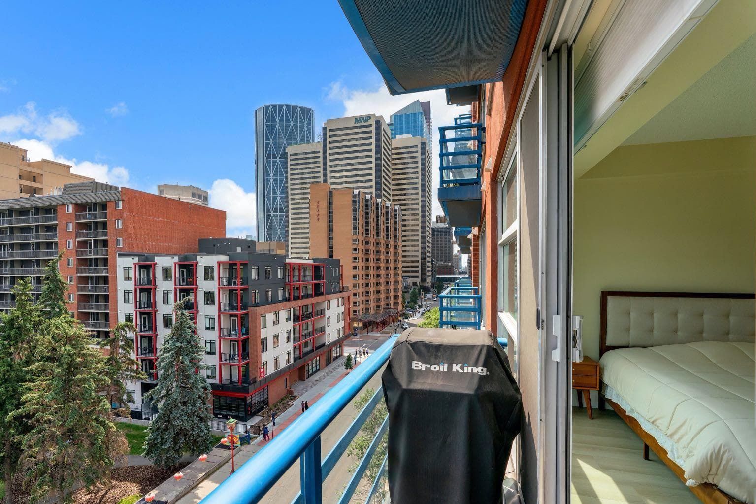 604, 205 Riverfront Avenue SW
