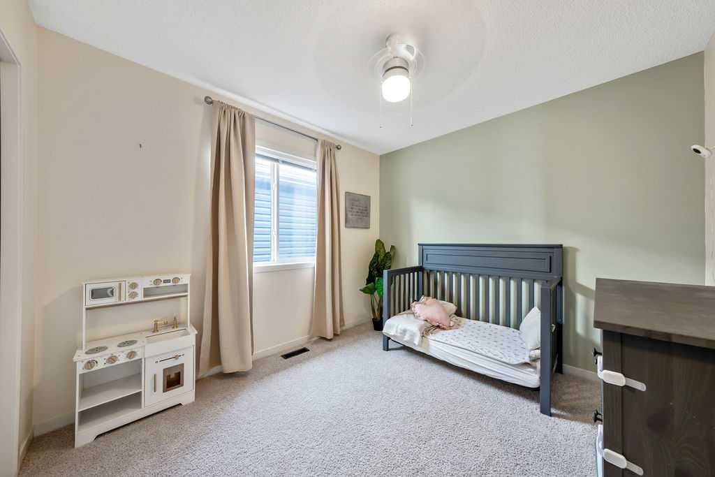 132 Evansborough Way NW
