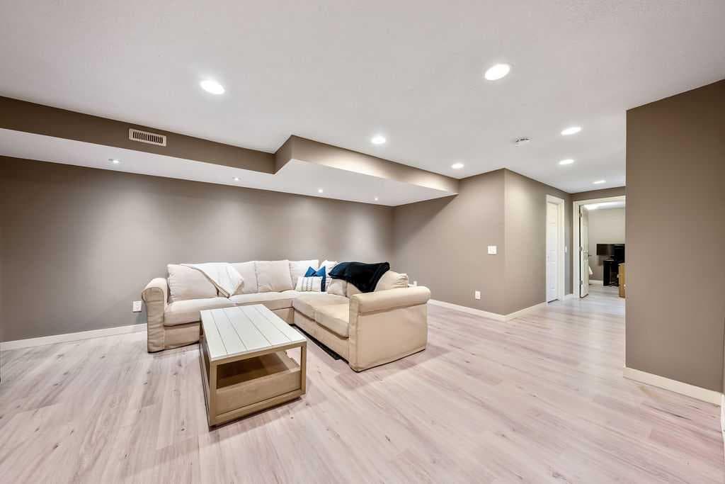 132 Evansborough Way NW