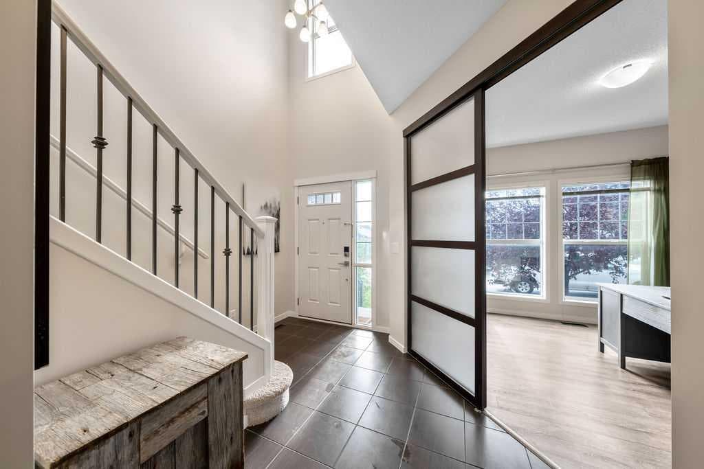 132 Evansborough Way NW