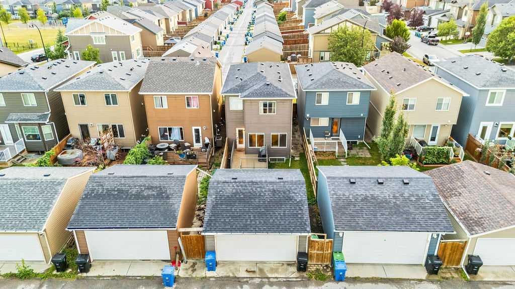 132 Evansborough Way NW