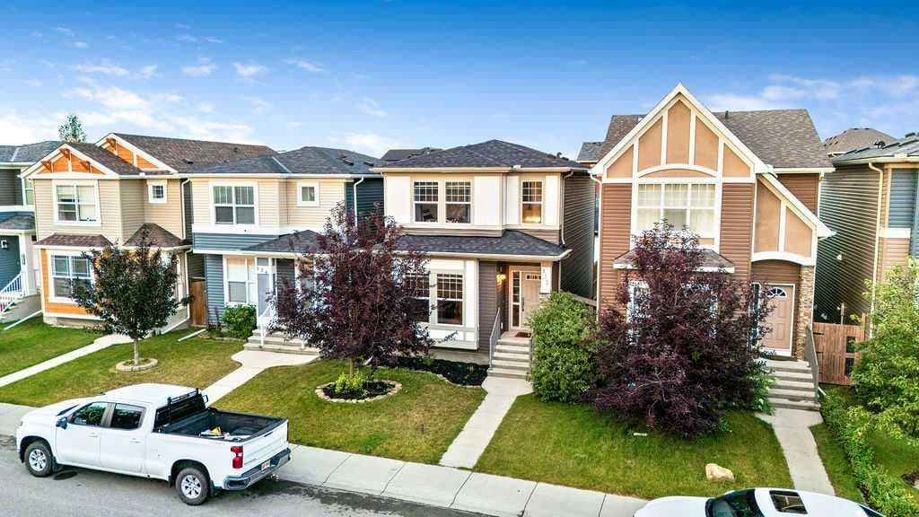 132 Evansborough Way NW