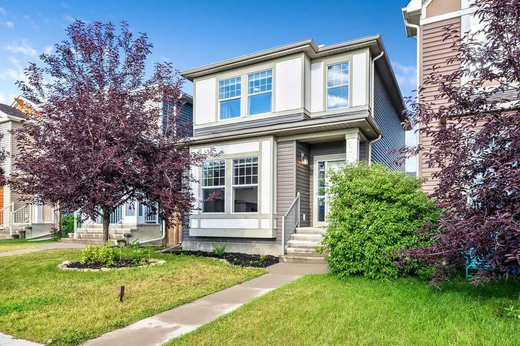 132 Evansborough Way NW