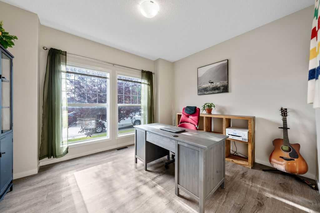 132 Evansborough Way NW