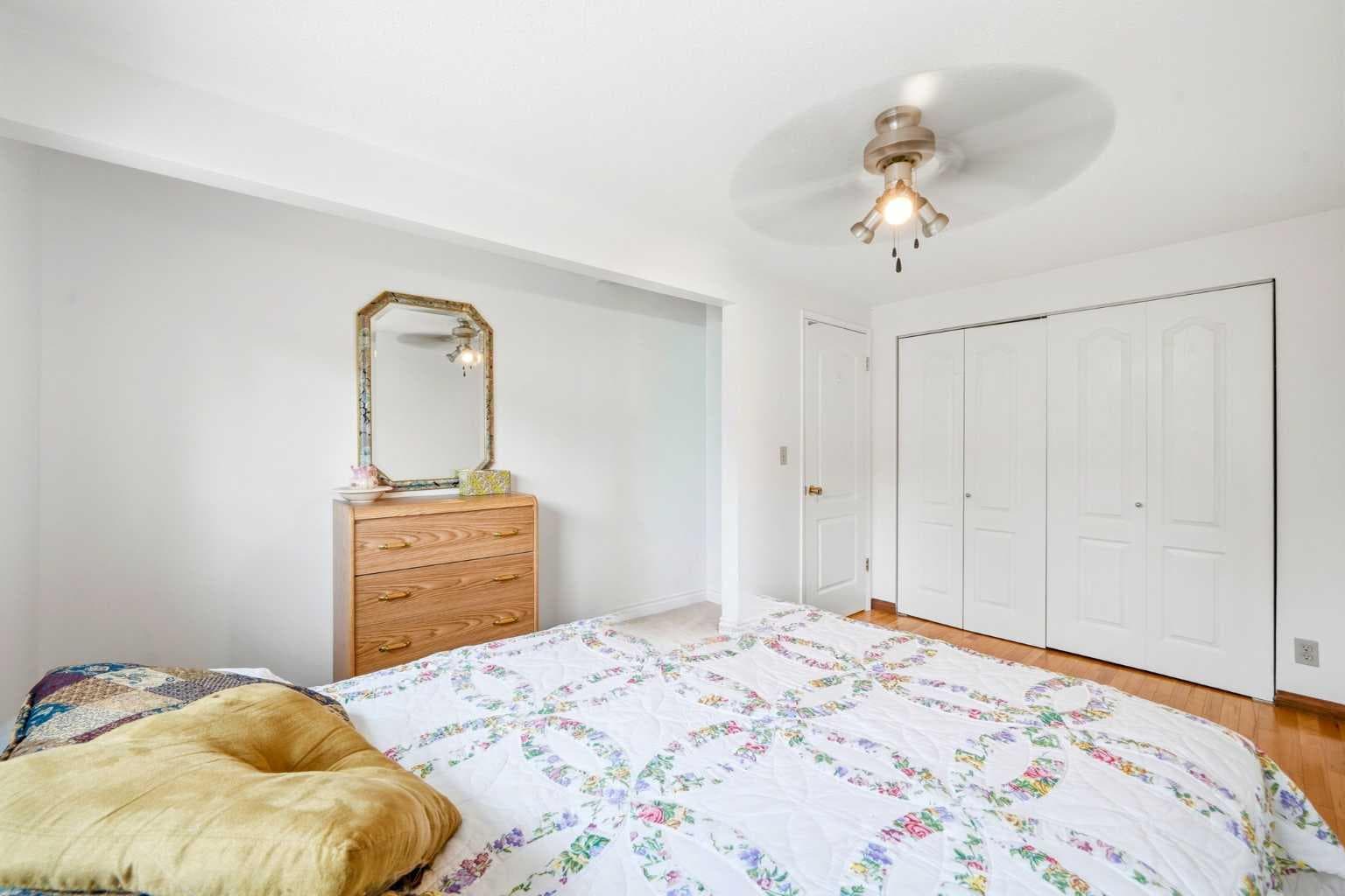 26, 5400 Dalhousie Drive NW