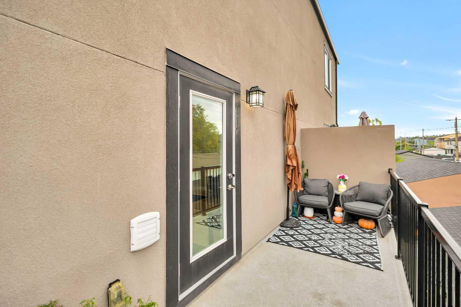 #2, 4519 bowness Road NW