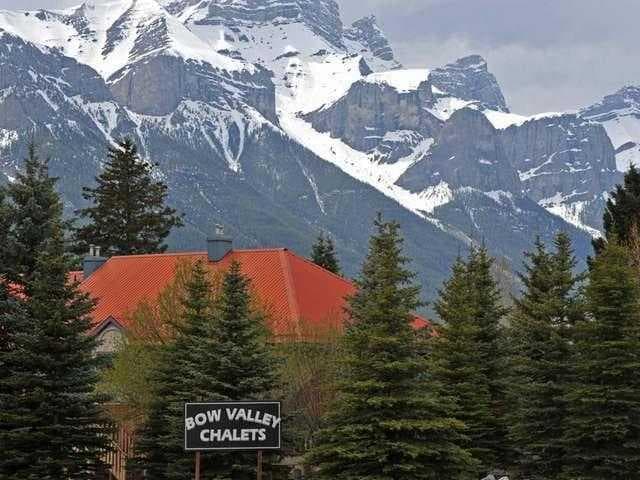 114, 1720 Bow Valley Trail 