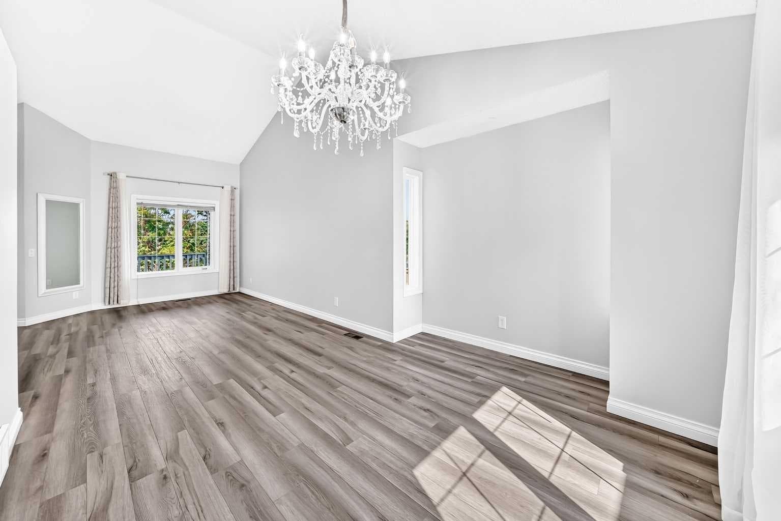 147 Macewan Drive NW
