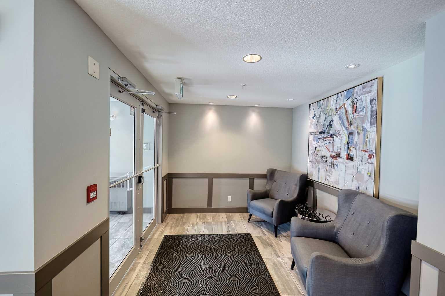 2307, 450 Kincora Glen Road NW