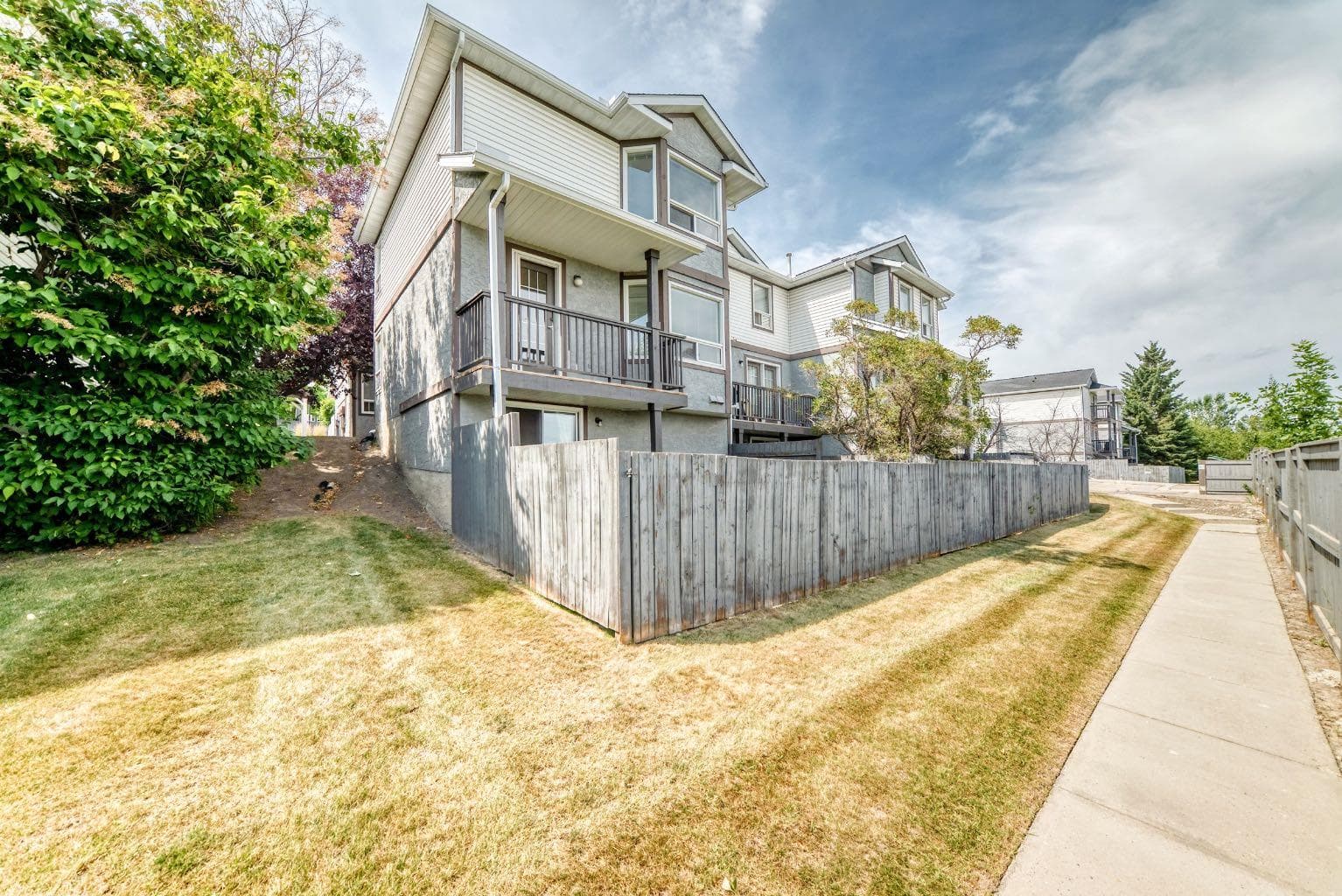 2003 Signal Hill Green SW