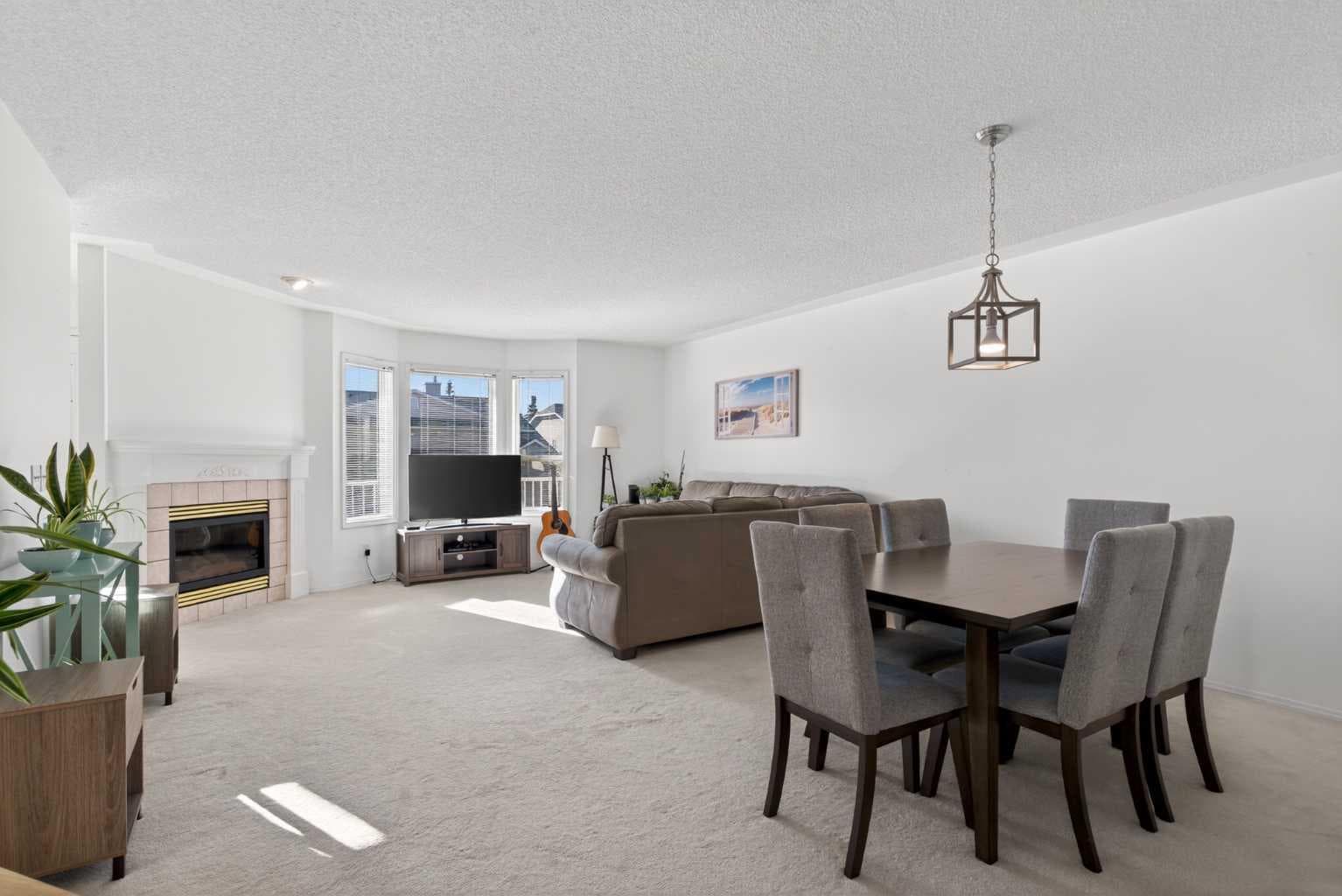 320 Sierra Morena Green SW