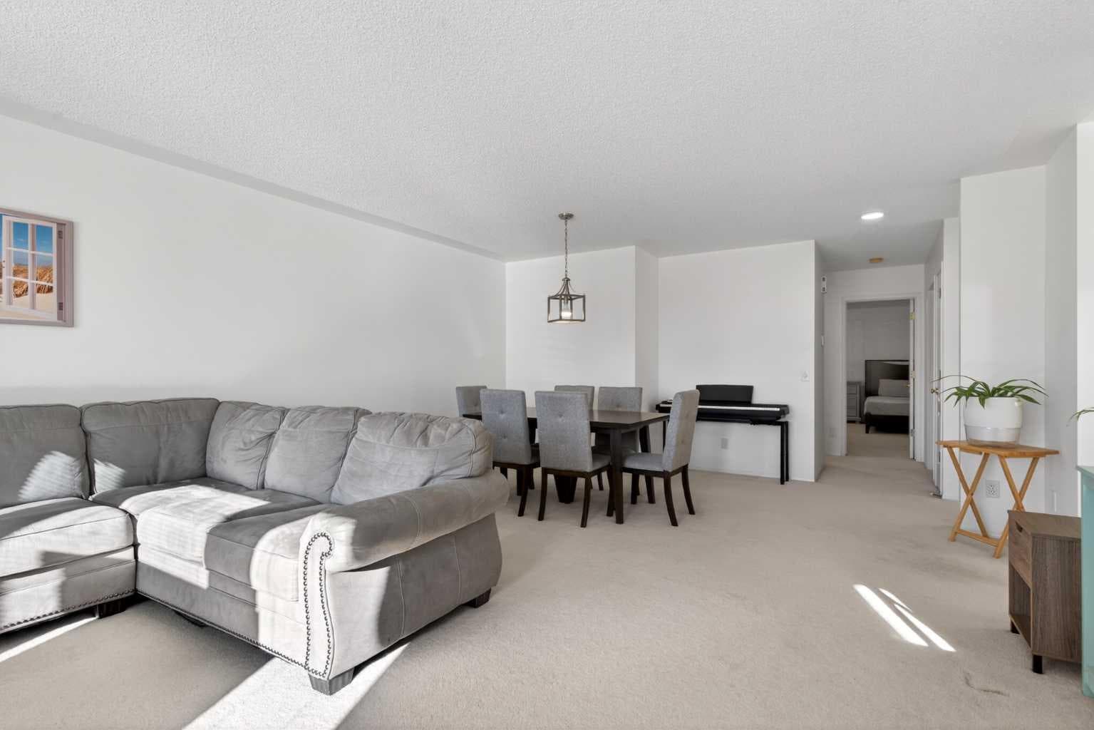320 Sierra Morena Green SW
