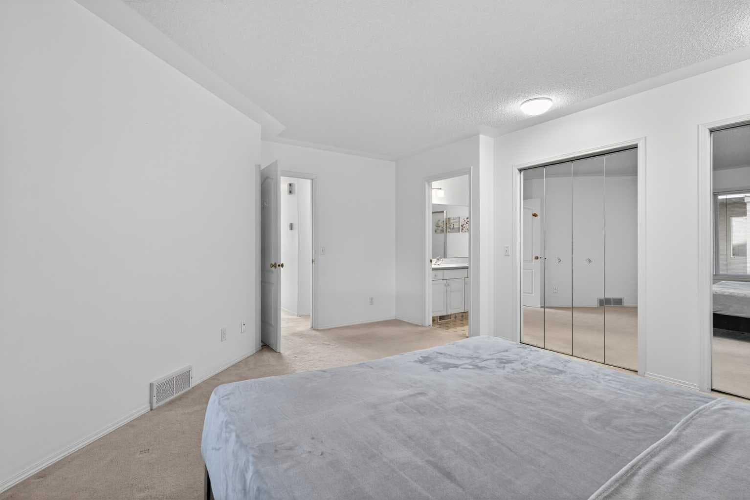 320 Sierra Morena Green SW