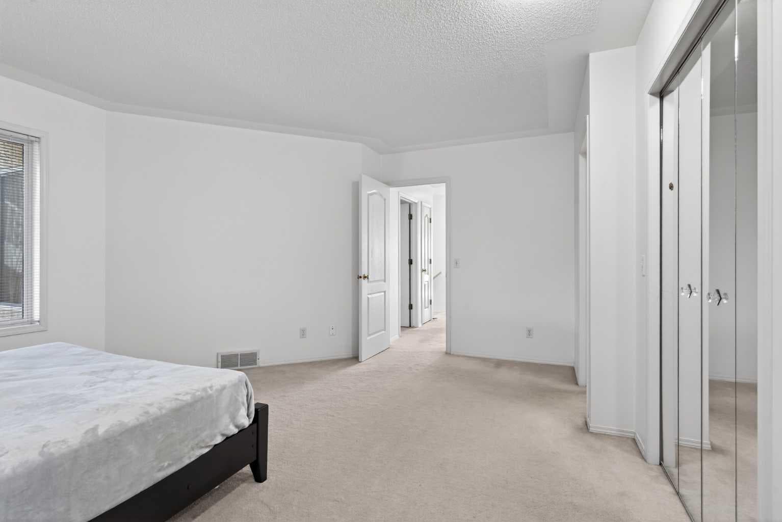 320 Sierra Morena Green SW