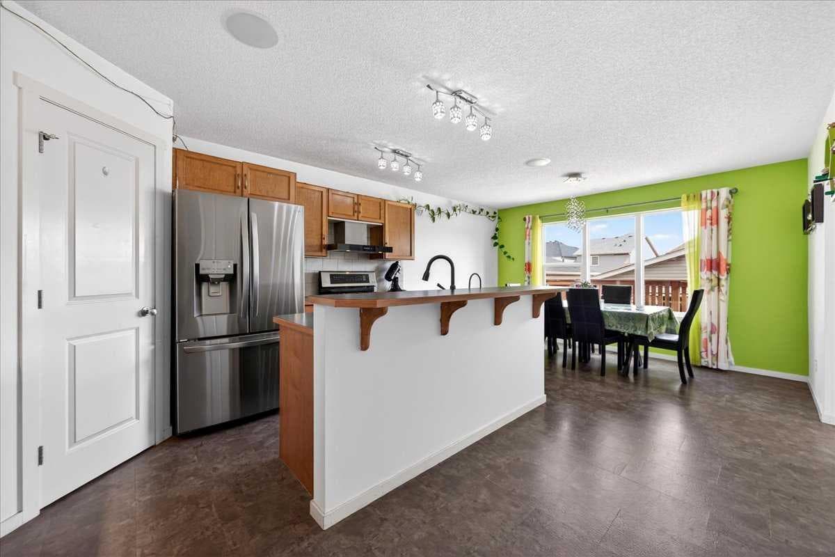 244 Silverado Range View SW