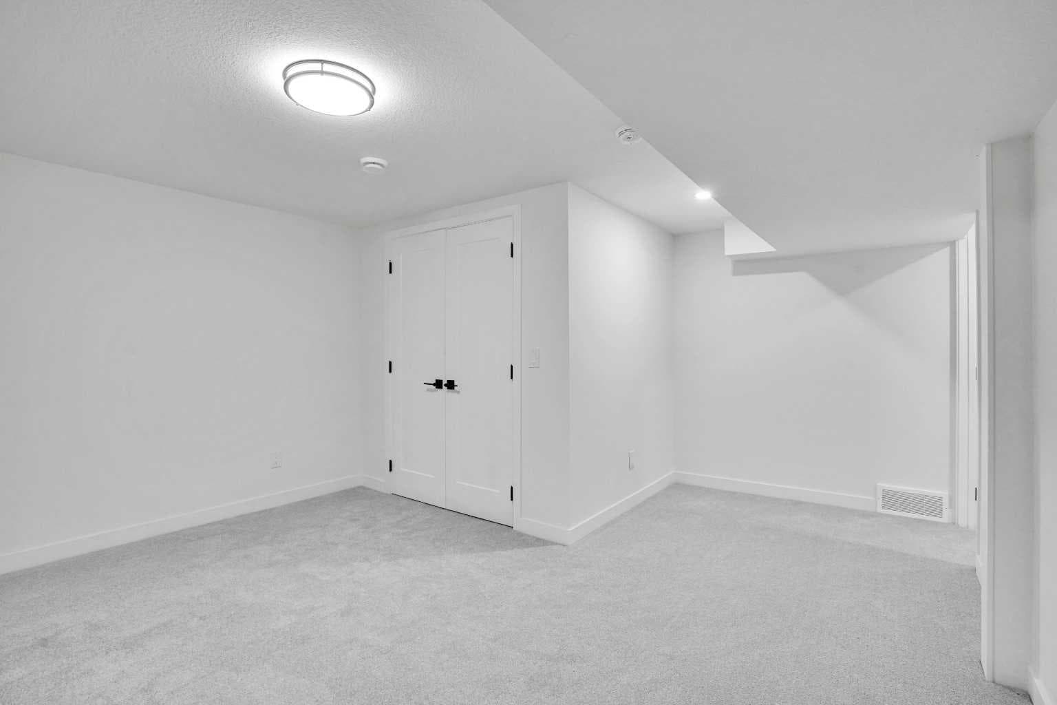52 Franklin Drive SE
