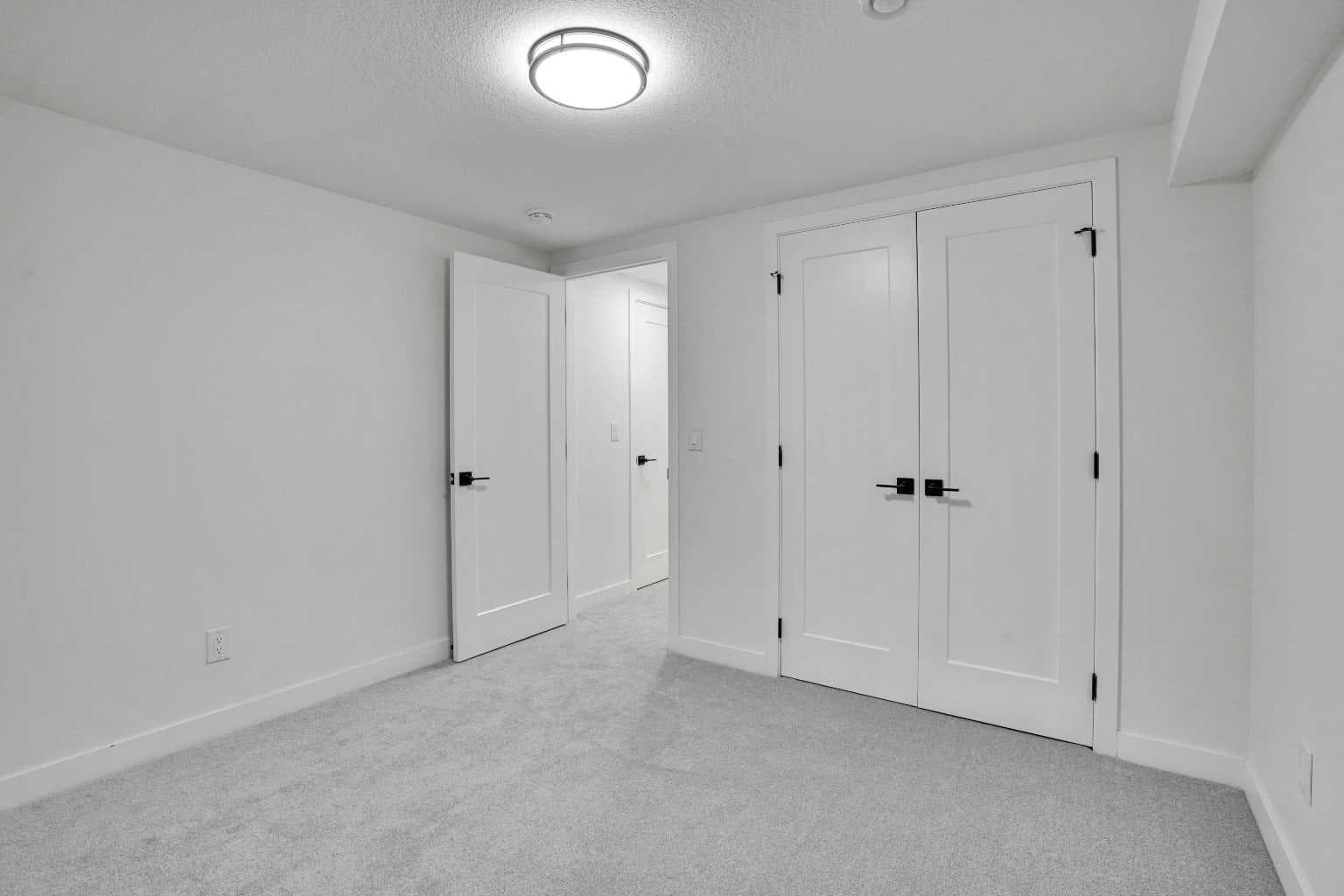 52 Franklin Drive SE