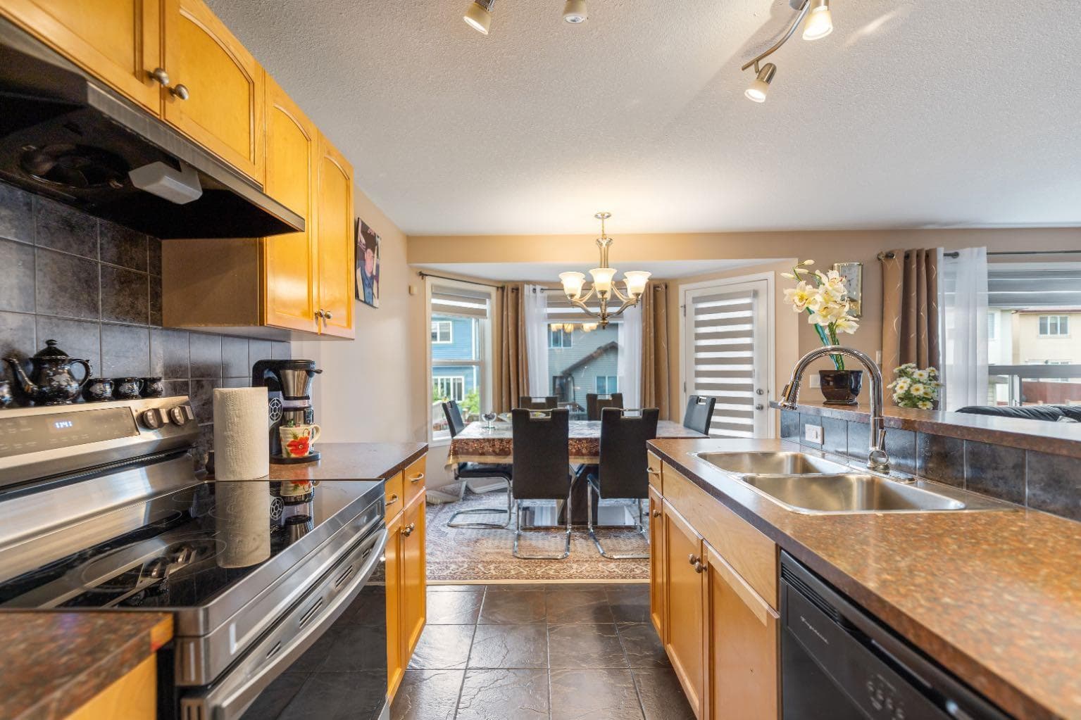 20 Saddlecrest Terrace NE