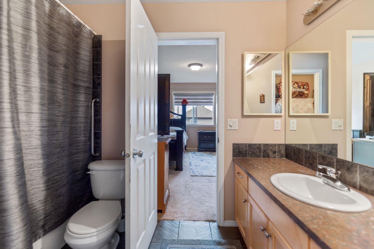 20 Saddlecrest Terrace NE