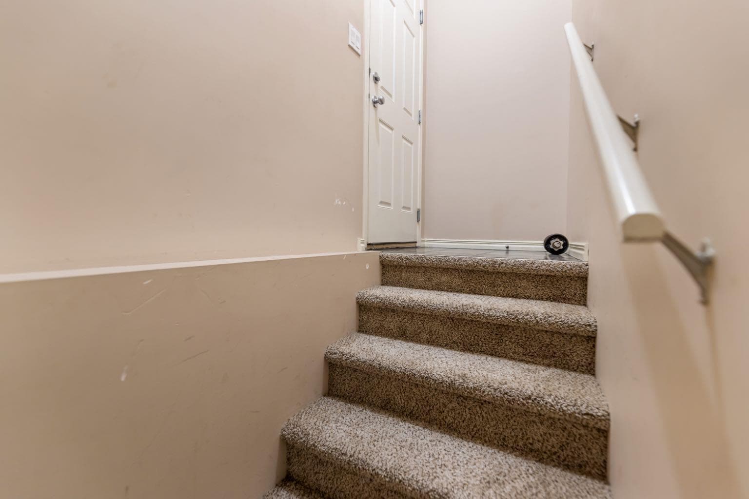 20 Saddlecrest Terrace NE