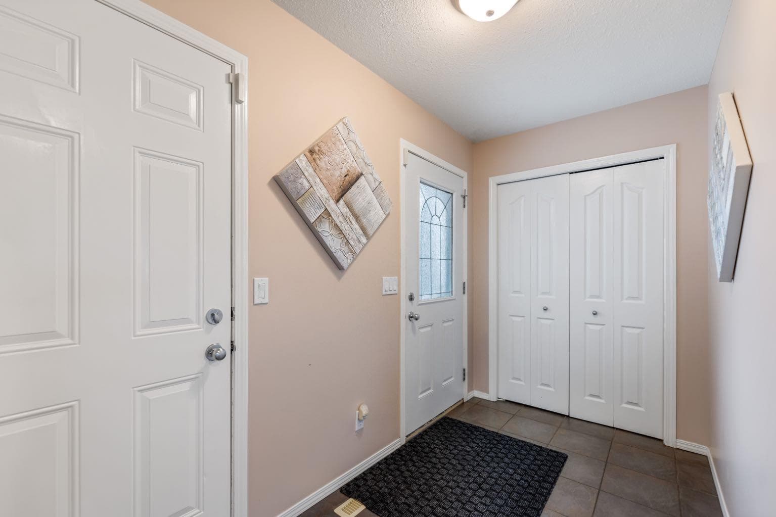 20 Saddlecrest Terrace NE