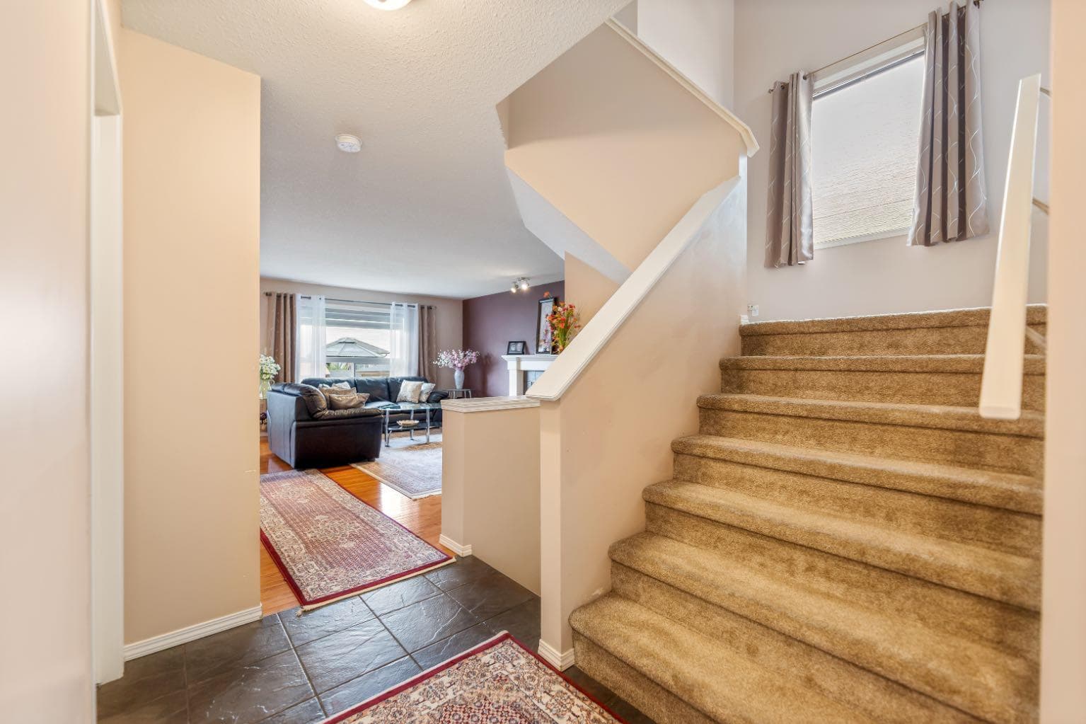 20 Saddlecrest Terrace NE