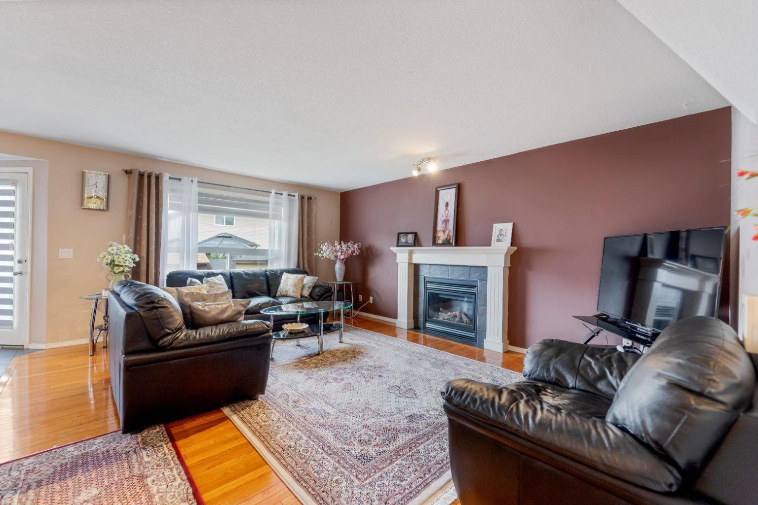 20 Saddlecrest Terrace NE