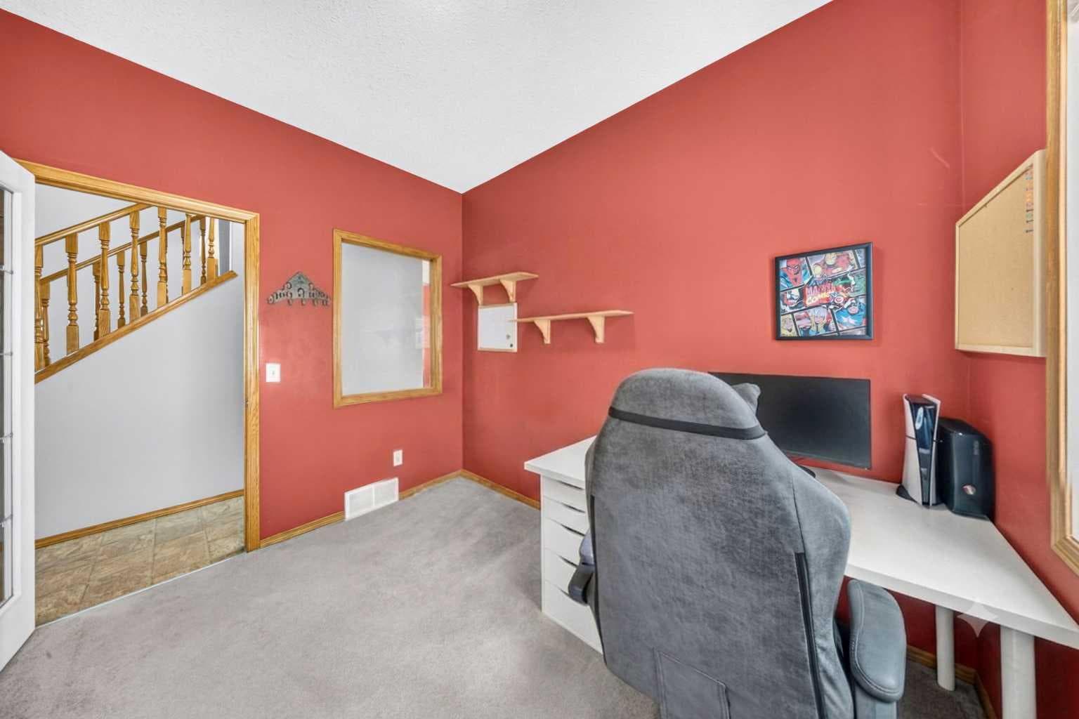 154 Saddleland Close NE