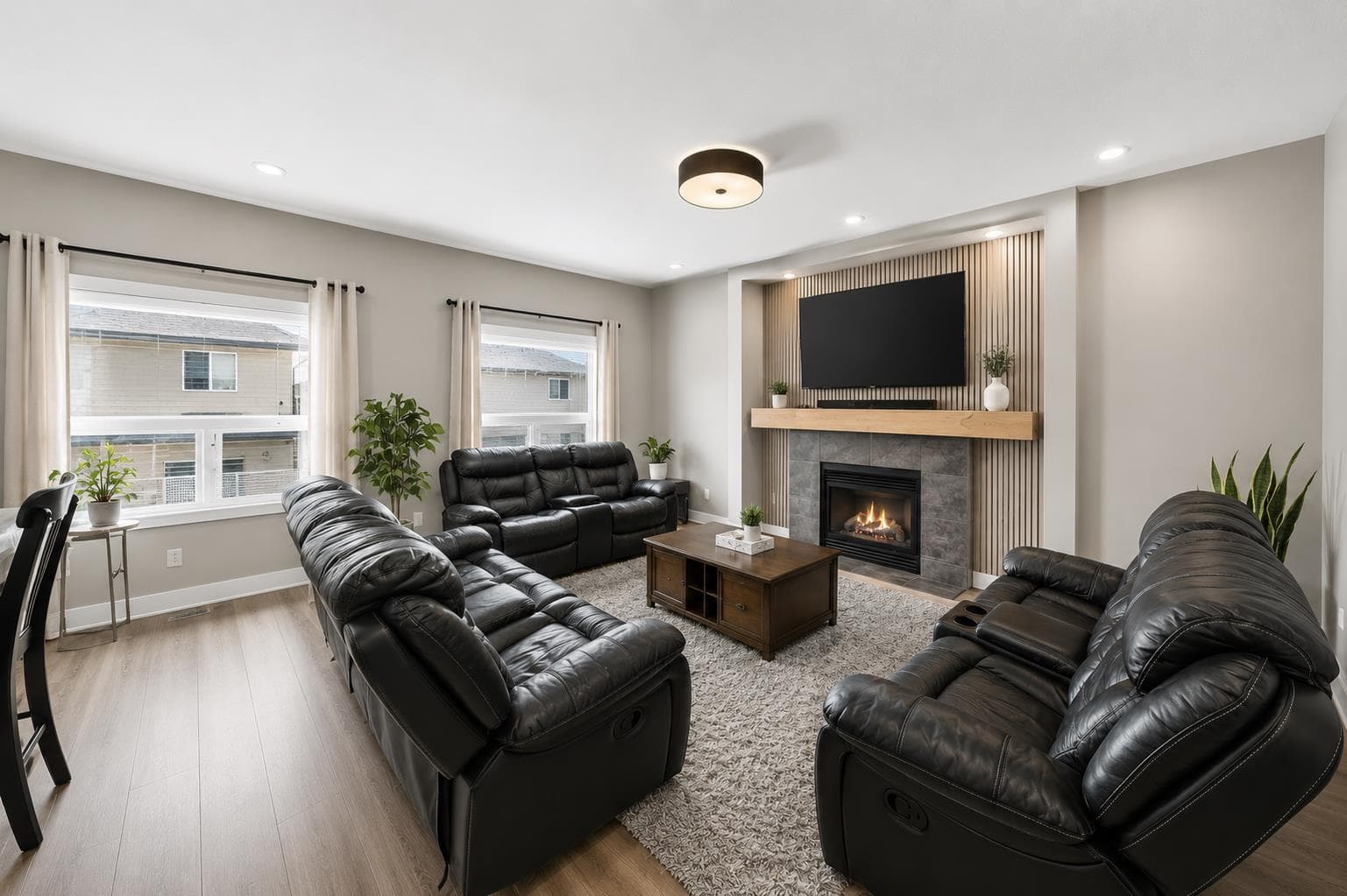 154 Saddleland Close NE