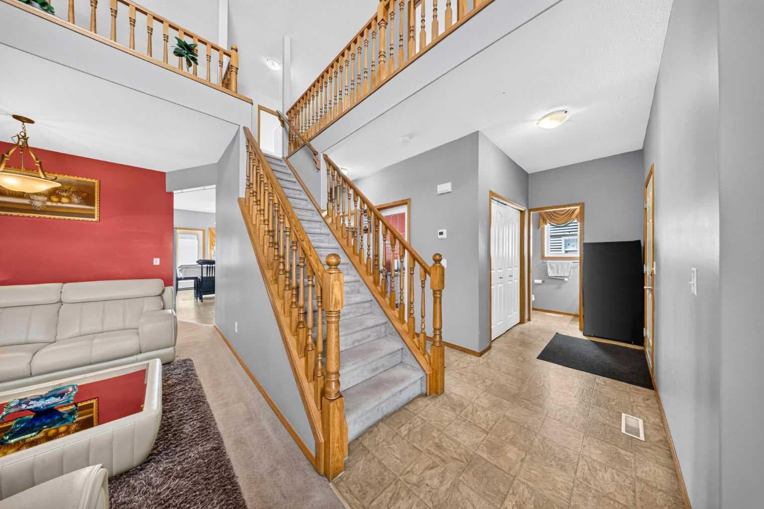 154 Saddleland Close NE