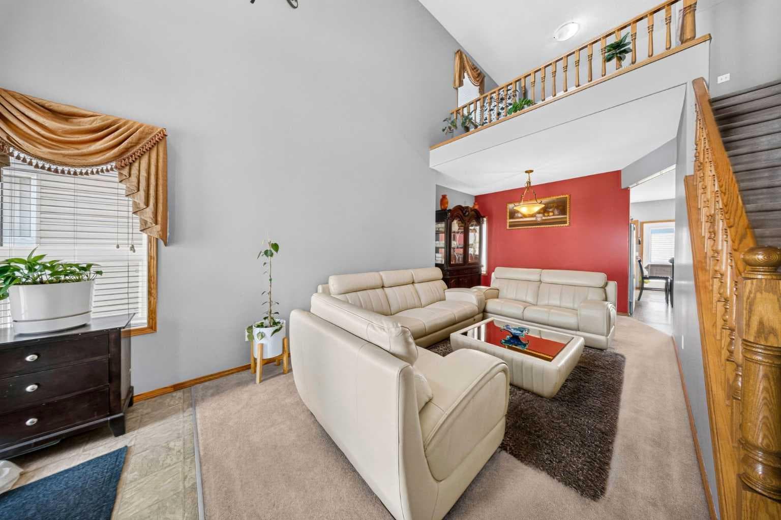 154 Saddleland Close NE