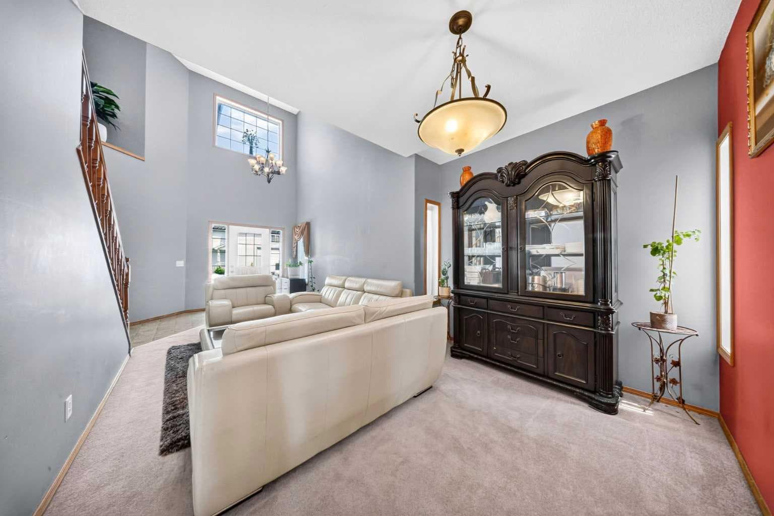 154 Saddleland Close NE