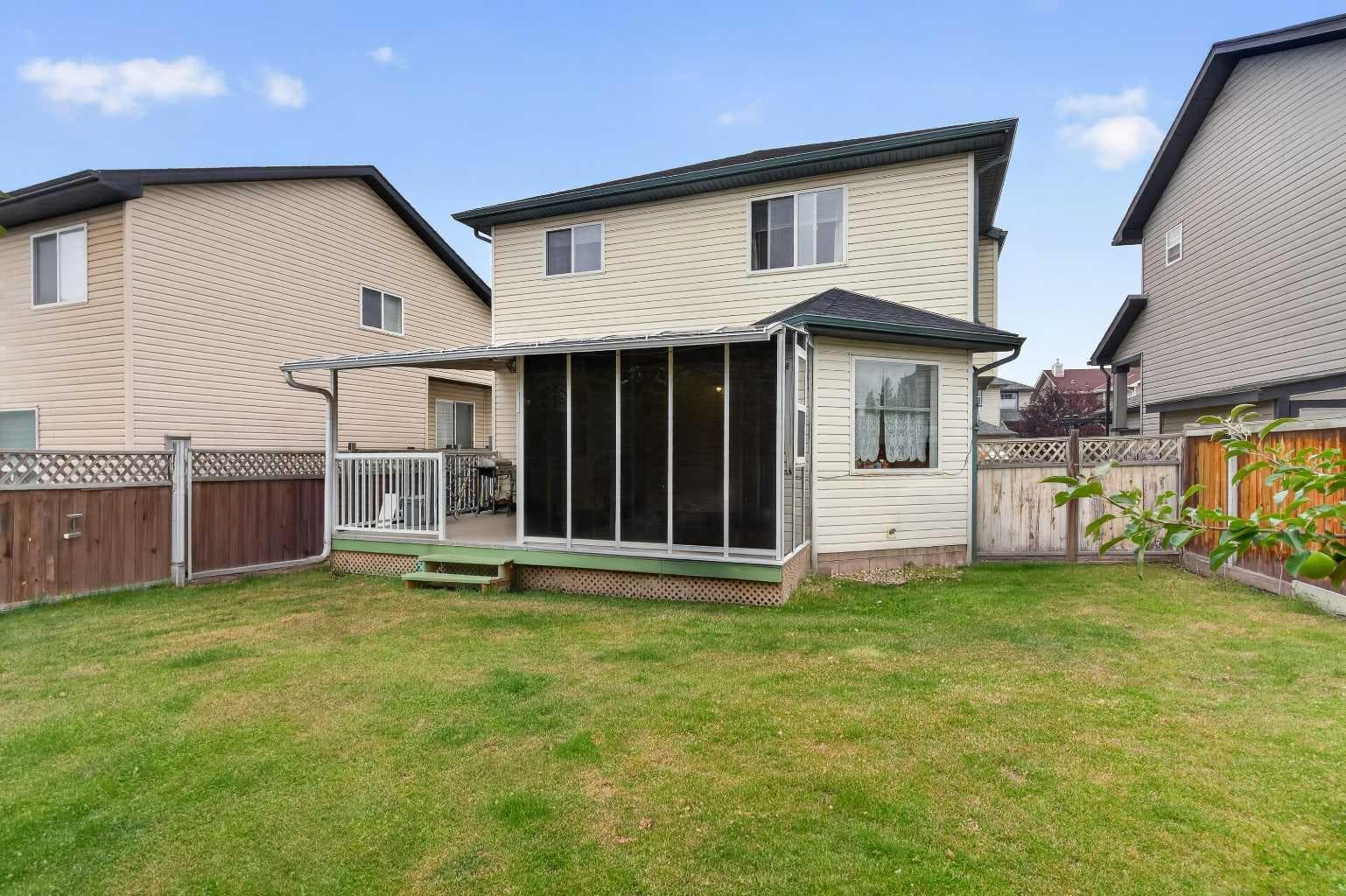 45 Arbour Crest Terrace NW