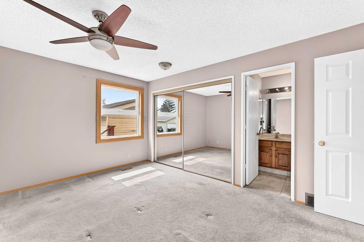 128 Erin Woods Drive SE