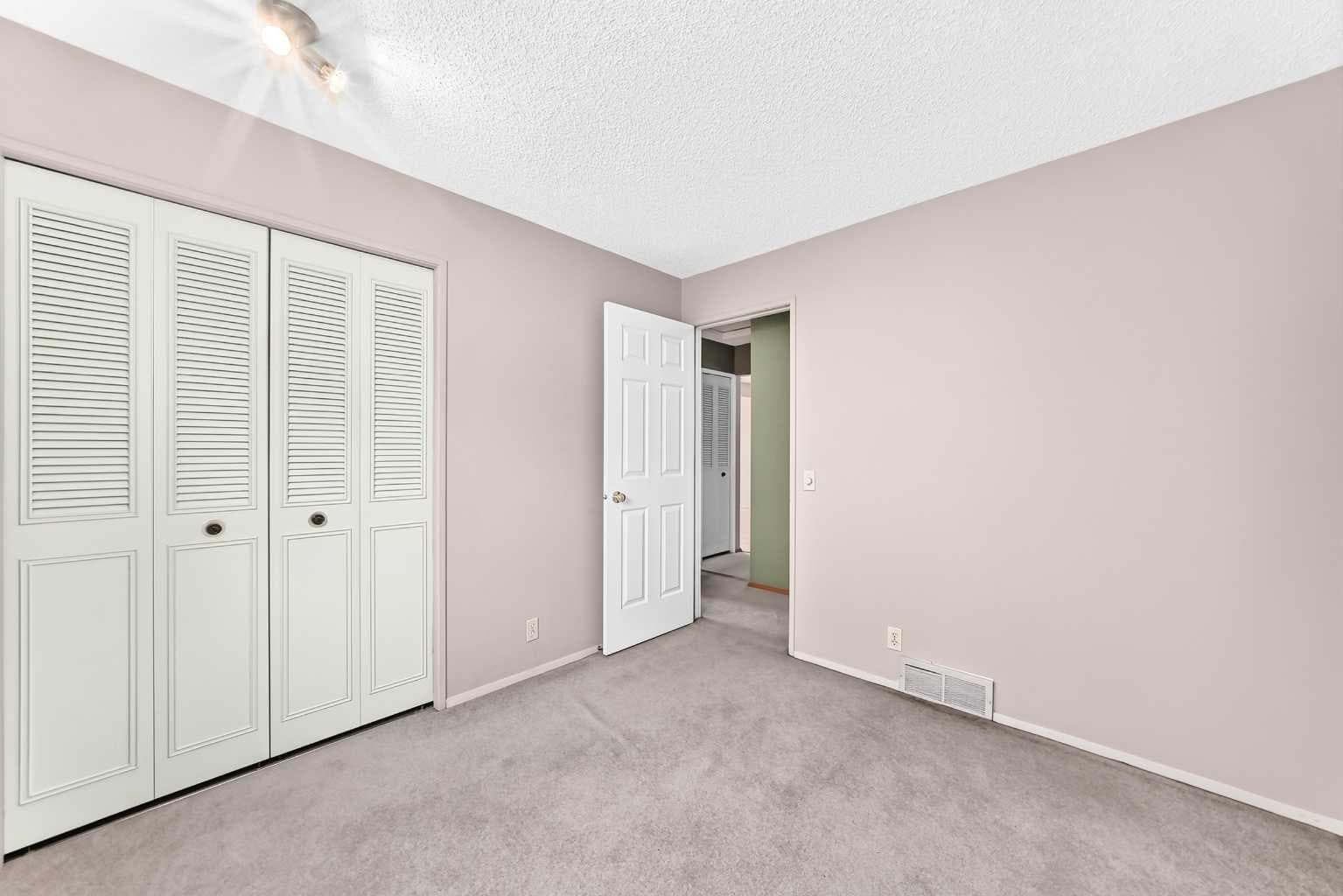 128 Erin Woods Drive SE