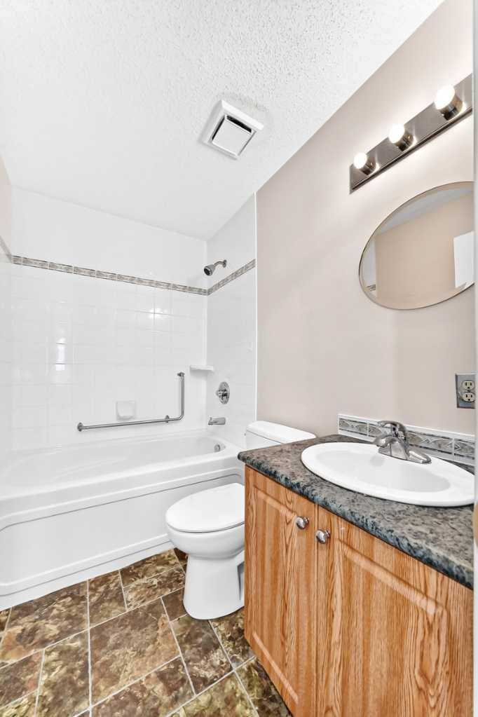 128 Erin Woods Drive SE